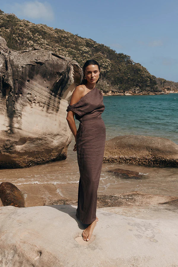 Cass Linen Midi - Chocolate The One Night Stand Rental Cass Linen Midi - Chocolate The One Night Stand Rental