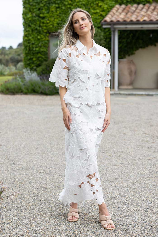 Crete Embroidered Set