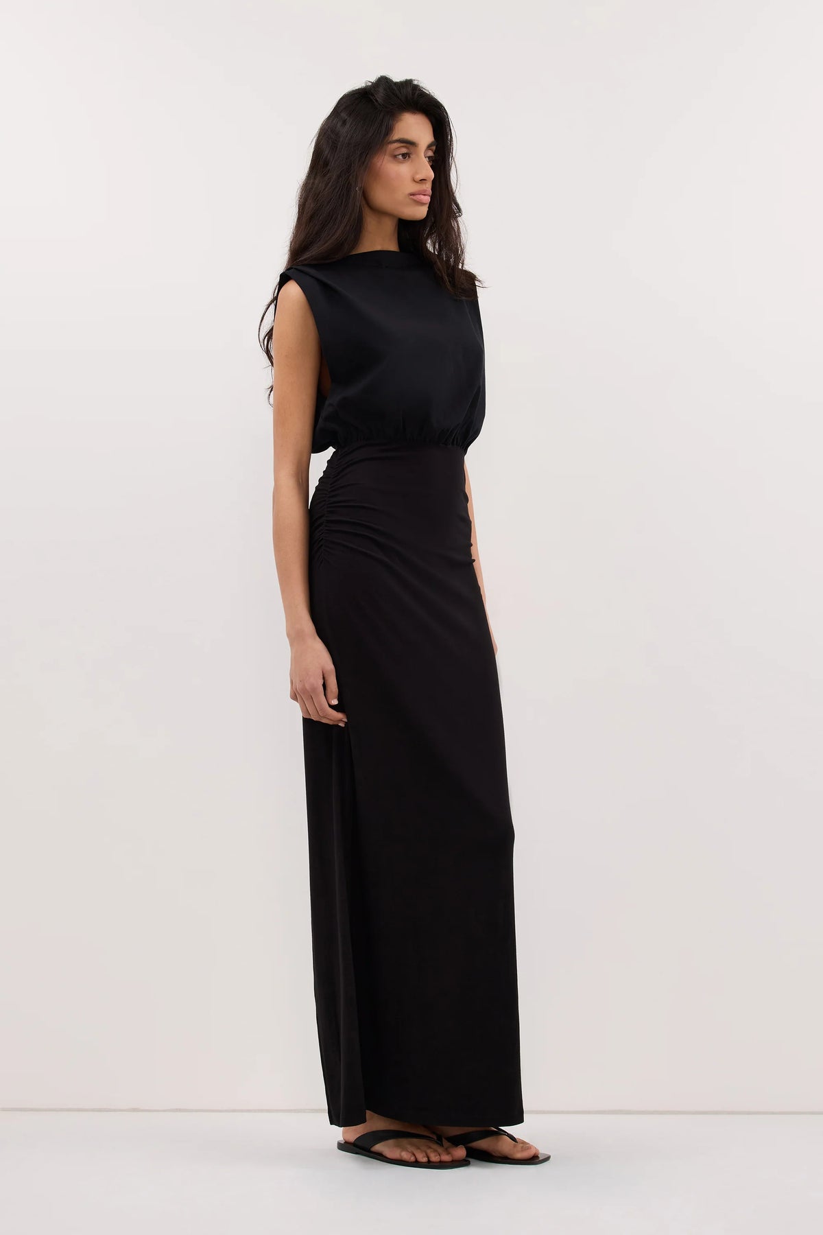 Liora Sleeveless Maxi