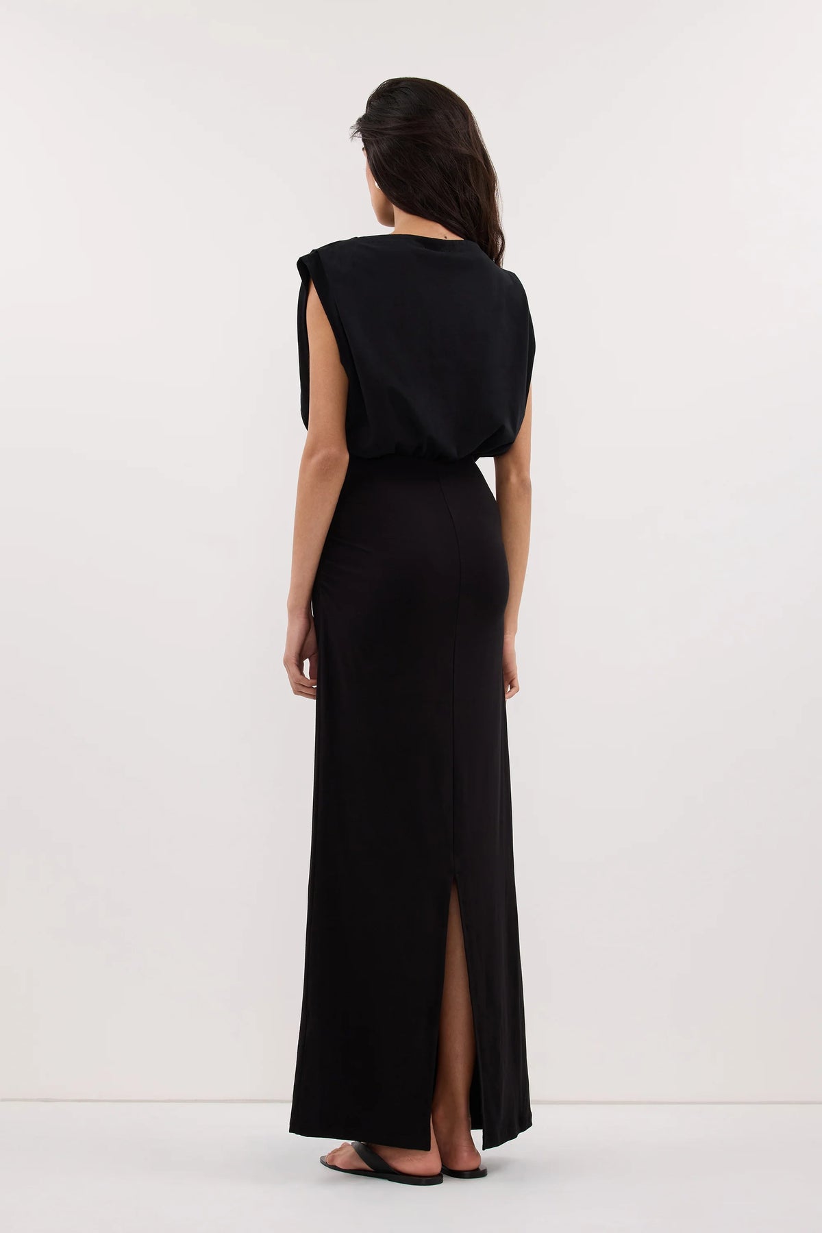 Liora Sleeveless Maxi